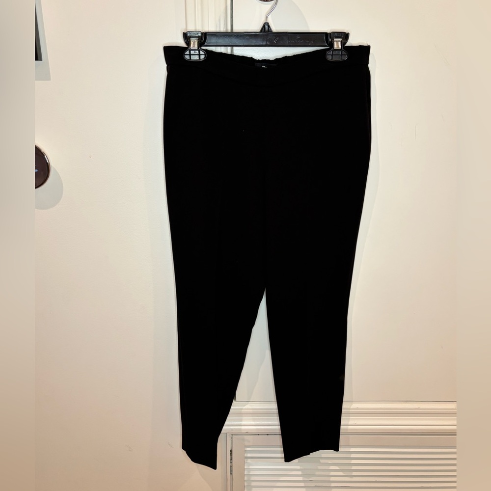 Theory Women’s Elegant Black Cropped Trousers